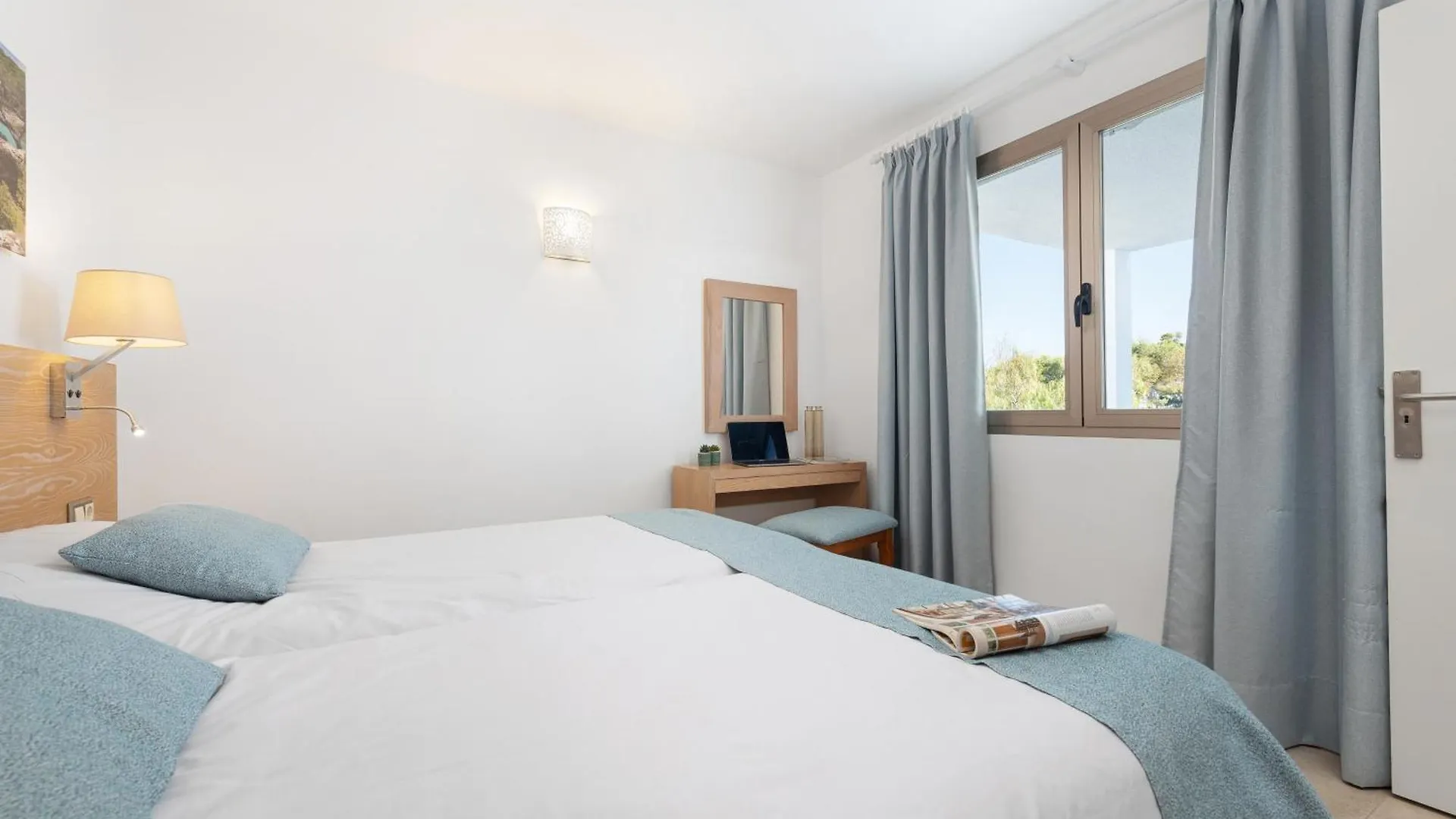 Apartamentos Ferrera Pins Cala Ferrera