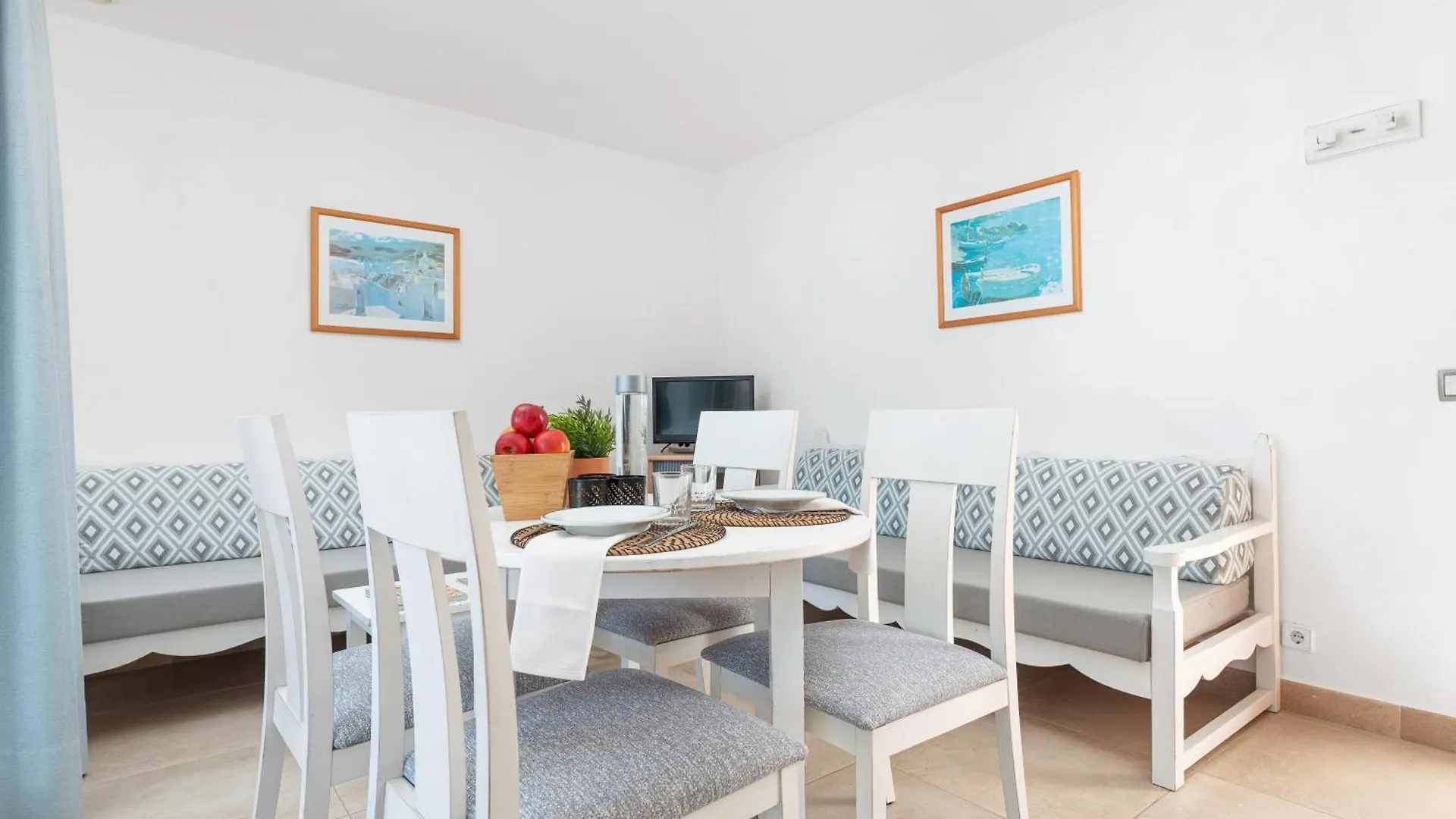 Apartamentos Ferrera Pins Cala Ferrera  España