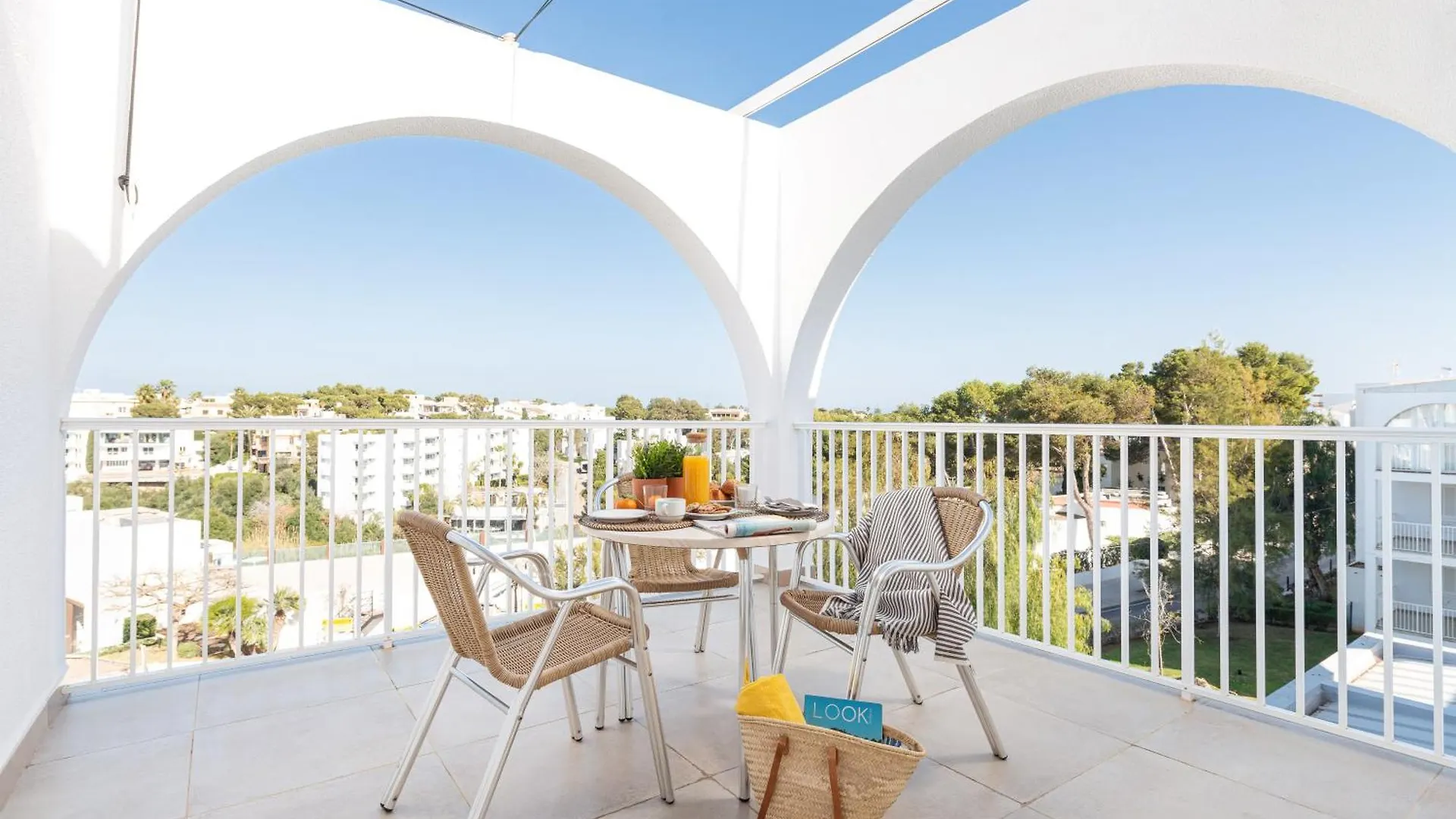 Apartamentos Ferrera Pins location